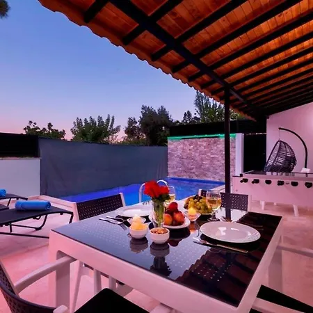 Zafar - Private Outdoor Pool * Kaş