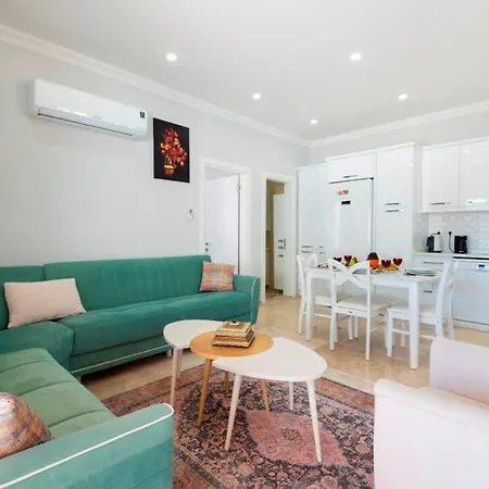 Zafar - Private Outdoor Pool